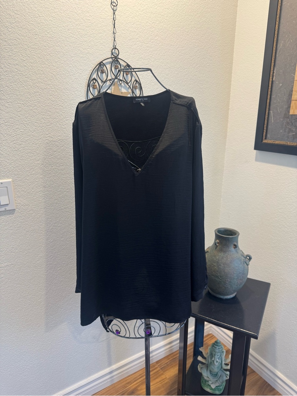 Kenneth Cole Black Long Sleeve V-Neck Blouse